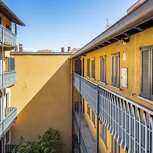 https://easylife-romantico-appartamento-sulla-darsena.italymilanhotels.net